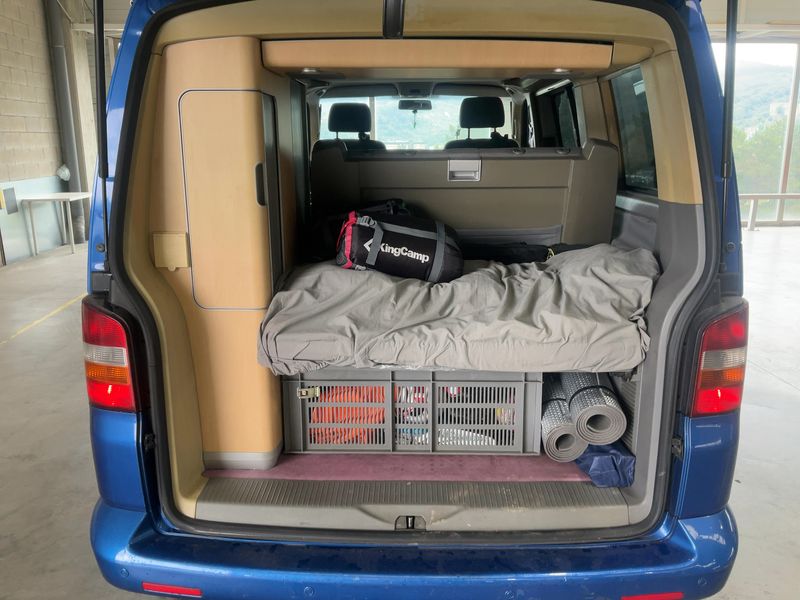 Volkswagen T5 California 2.5 TDI Trendline Aufstelldach 2004 – снимка 15