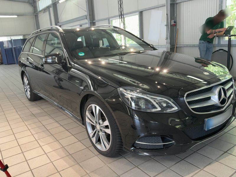 Mercedes-Benz E-Klasse E 220 CDI T BlueTEC Avantgarde 2015 – снимка 12