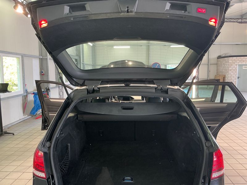 Mercedes-Benz E-Klasse E 220 CDI T BlueTEC Avantgarde 2015 – снимка 22