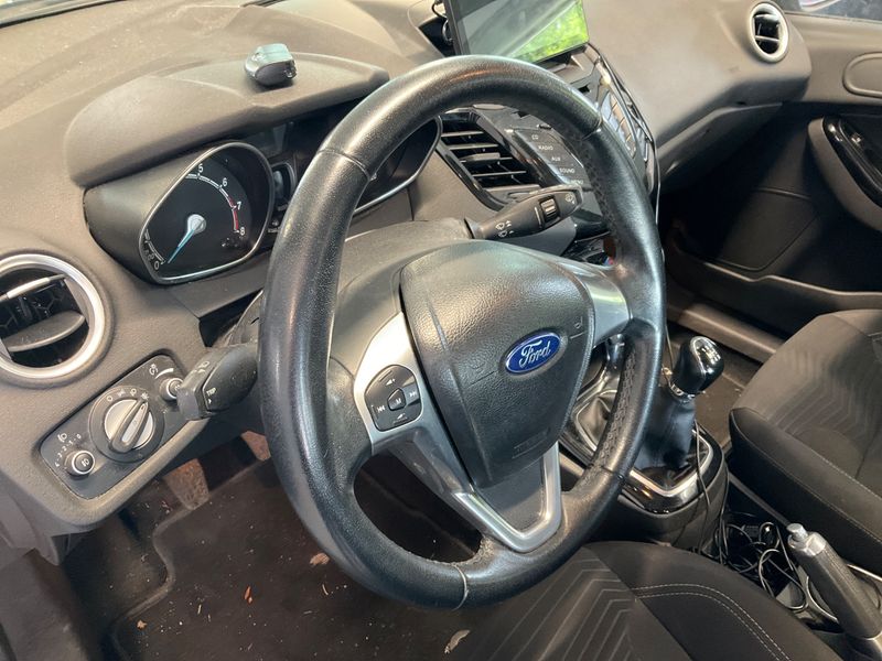 Ford Fiesta 1.0 Titanium 2013 – снимка 32