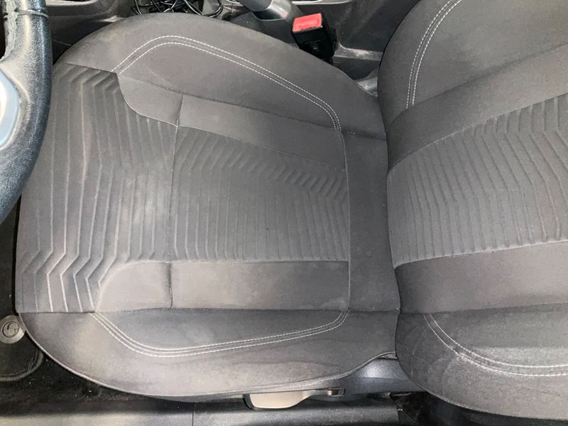 Ford Fiesta 1.0 Titanium 2013 – снимка 33