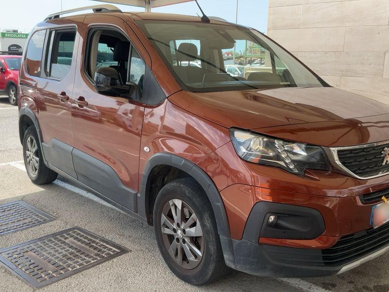 Peugeot Rifter 1.2 PureTech Allure Pack L1 2022 – снимка 12