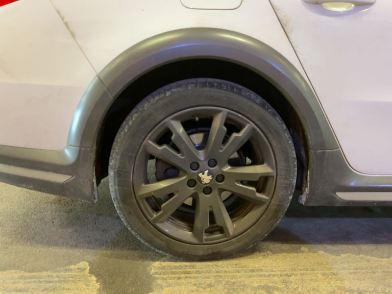 Peugeot 508 2.0 HDi Hybrid4 RXH 2013 – снимка 9