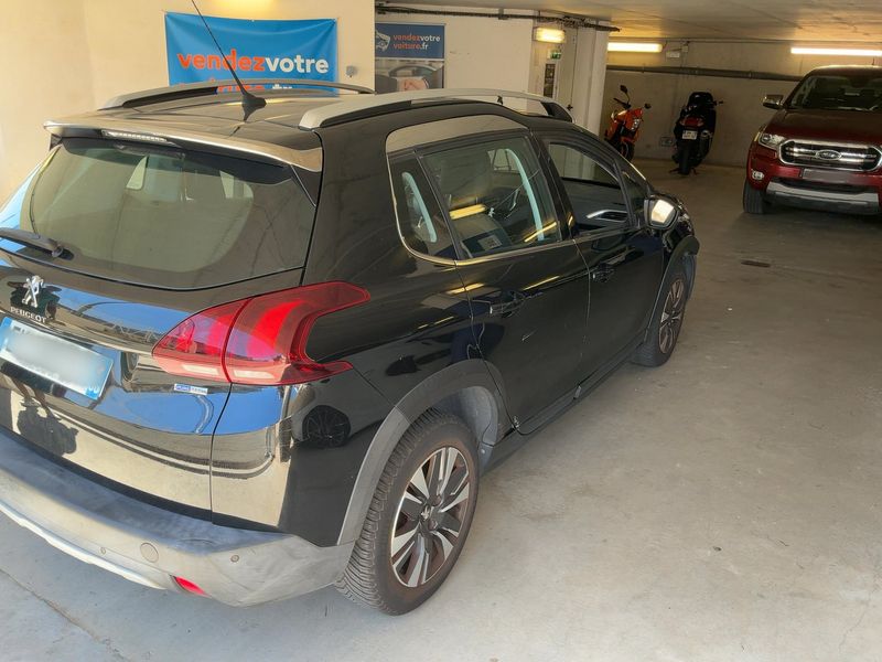 Peugeot 2008 1.2 PureTech Allure 2017 – снимка 8