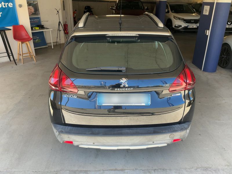 Peugeot 2008 1.2 PureTech Allure 2017 – снимка 7