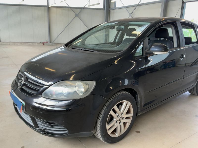 Volkswagen Golf V Plus 1.9 TDI Comfortline 2008 – снимка 2