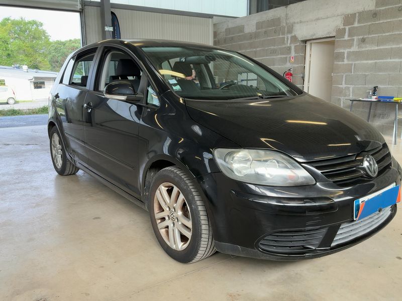 Volkswagen Golf V Plus 1.9 TDI Comfortline 2008 – снимка 12