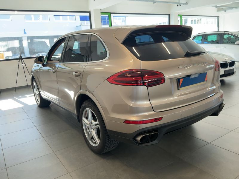 Porsche Cayenne Turbo 2015 – снимка 6