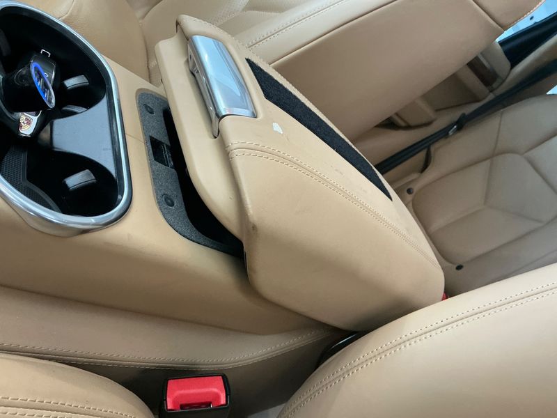 Porsche Cayenne Turbo 2015 – снимка 31