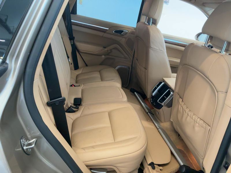 Porsche Cayenne Turbo 2015 – снимка 20