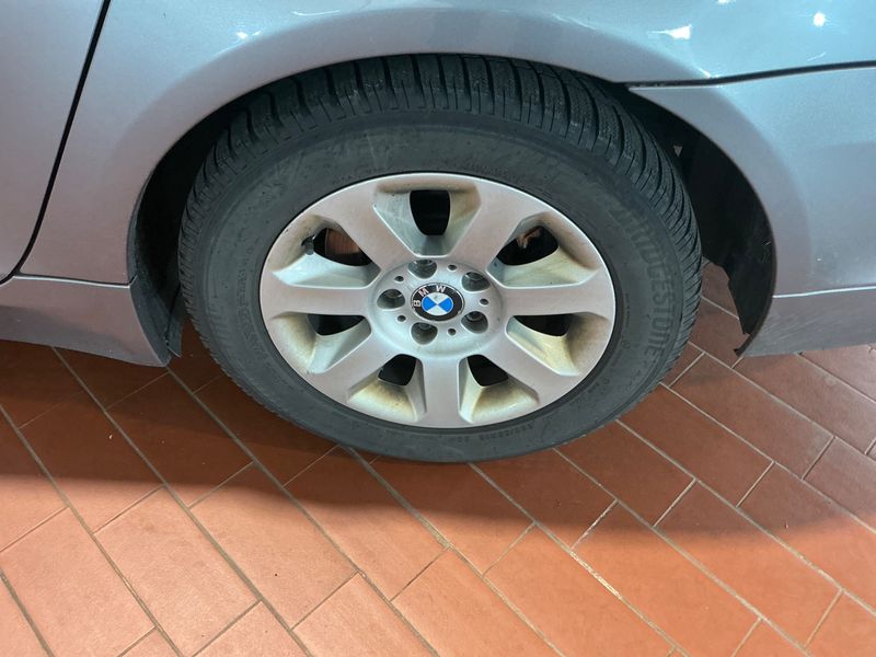 BMW 5er 520d 2008 – снимка на щета