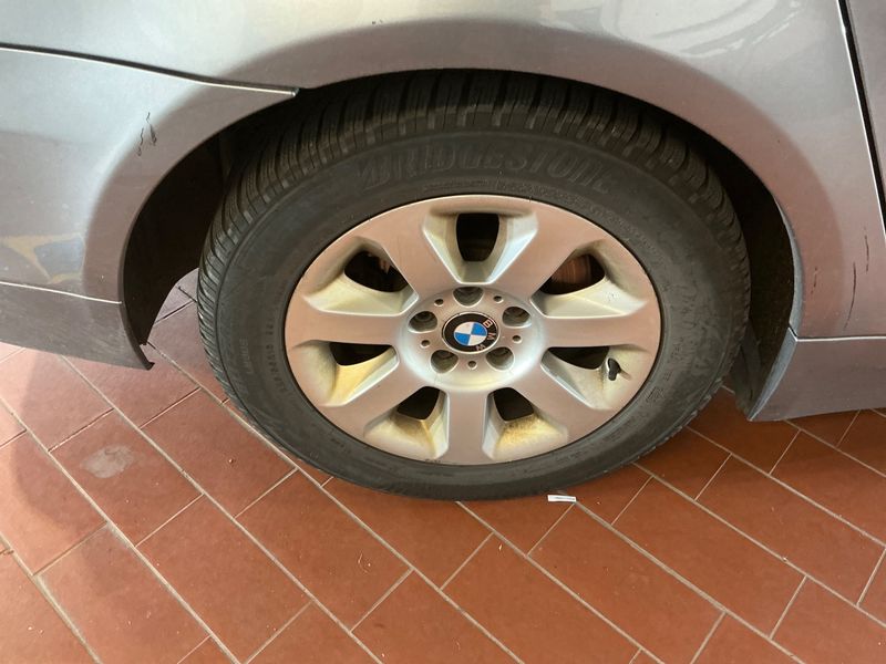 BMW 5er 520d 2008 – снимка на щета