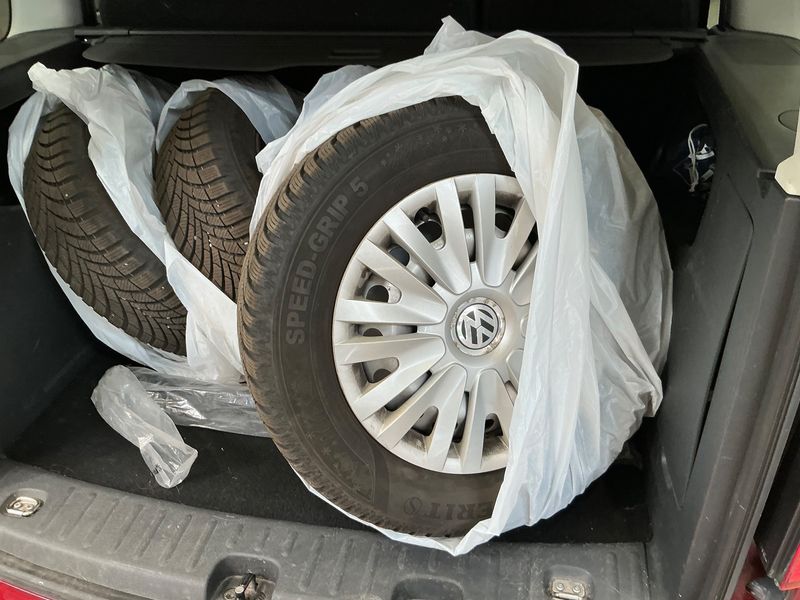 Volkswagen Caddy 2.0 TDI Comfortline BlueMotion Tech 2017 – снимка 15