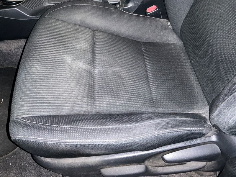 Toyota RAV 4 2.0 D-4D Active 2015 – снимка 26