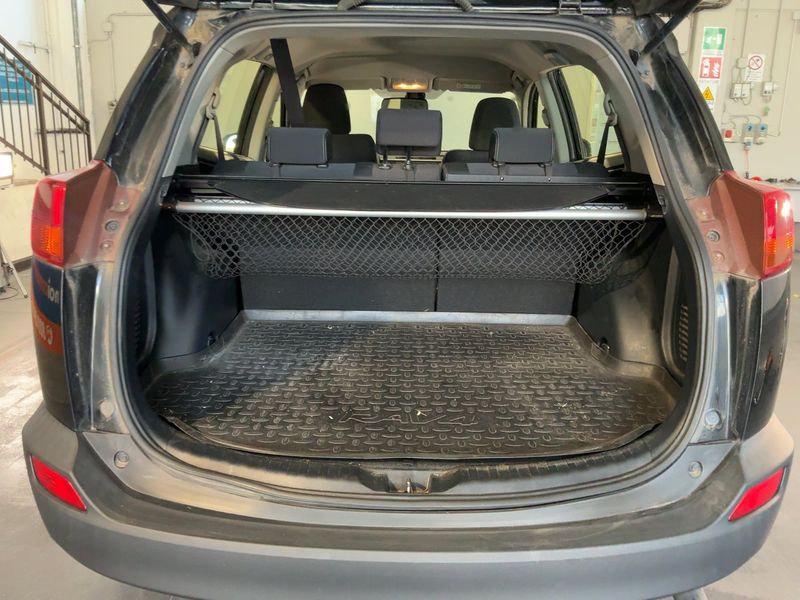 Toyota RAV 4 2.0 D-4D Active 2015 – снимка 16