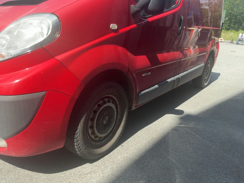 Nissan Primastar 2.0 dCi Kasten L1H1 2.7t 2014 – снимка 2