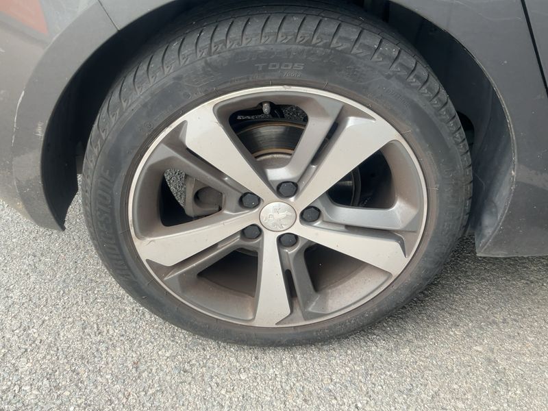 Peugeot 308 1.2 e-THP Allure 2018 – снимка 9