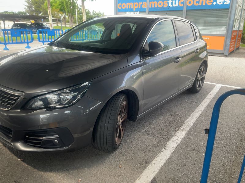 Peugeot 308 1.2 e-THP Allure 2018 – снимка 2