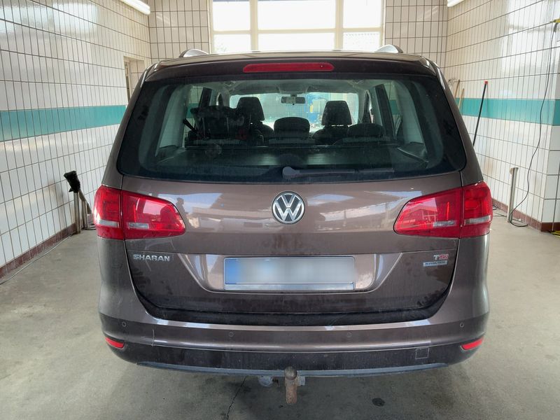 Volkswagen Sharan 1.4 TSI Trendline BlueMotion Tech 2011 – снимка 15