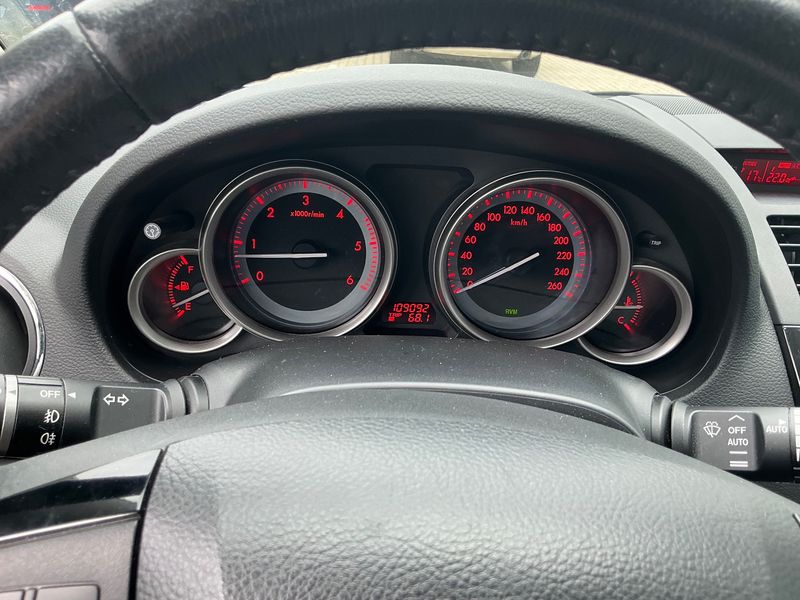 Mazda 6 2.2 Turbodiesel CRDT Edition 125 2011 – снимка 19