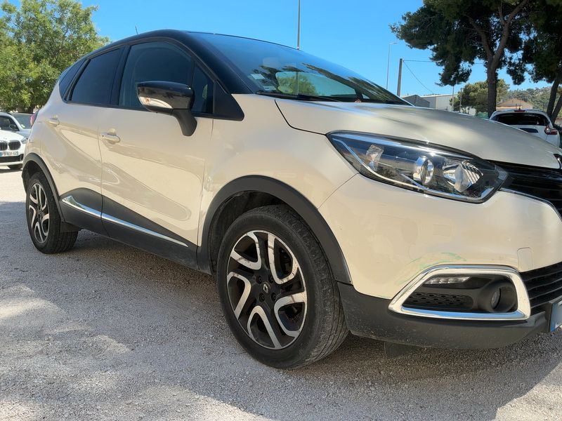 Renault Captur 1.5 dCi Energy Intens 2017 – снимка 12