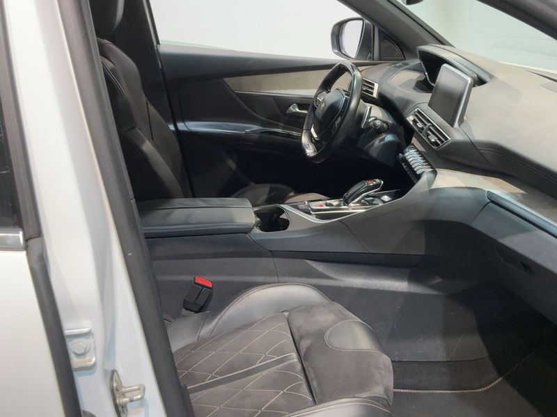 Peugeot 5008 2.0 Blue-HDi GT 2018 – снимка 17