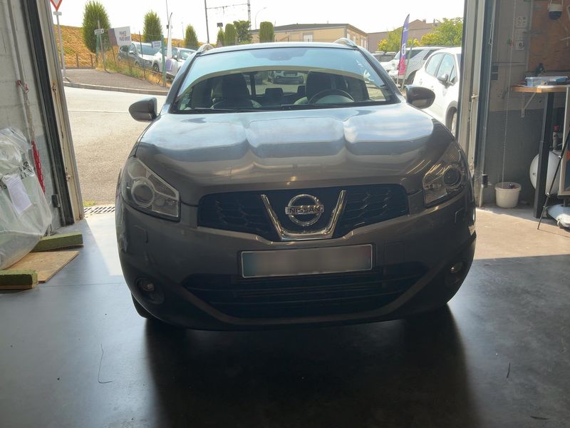 Nissan Qashqai 1.6 dCi Tekna 4x4 2012 – снимка 14
