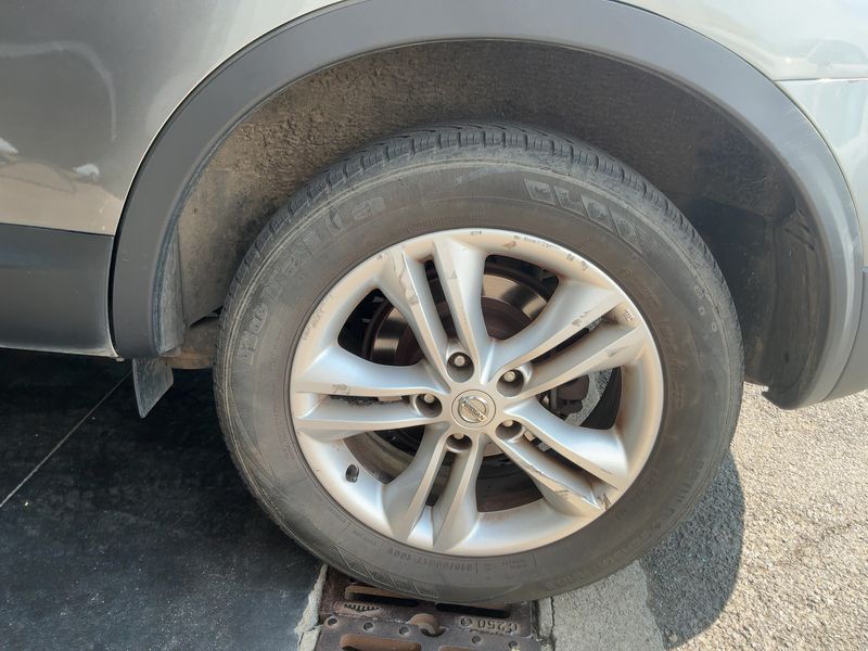 Nissan Qashqai 1.6 dCi Tekna 4x4 2012 – снимка 5