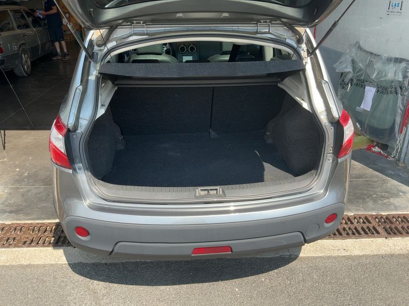 Nissan Qashqai 1.6 dCi Tekna 4x4 2012 – снимка 15