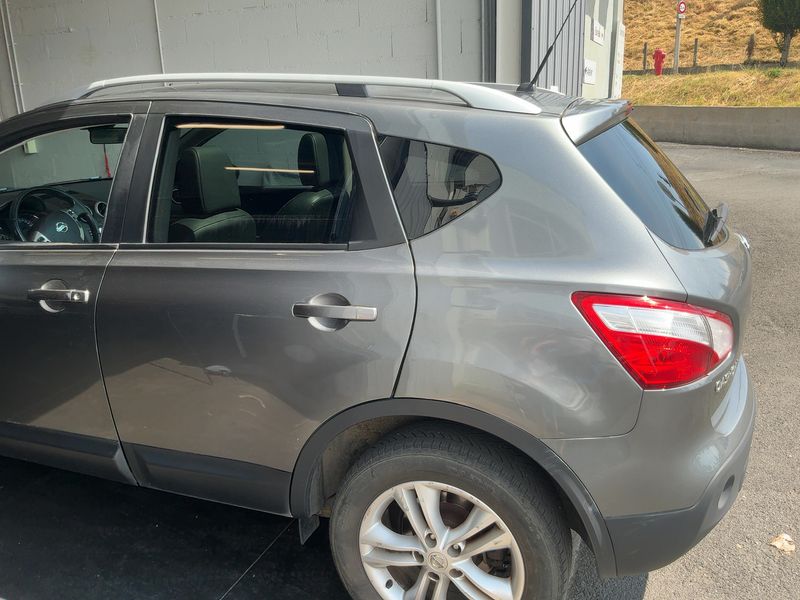 Nissan Qashqai 1.6 dCi Tekna 4x4 2012 – снимка 6