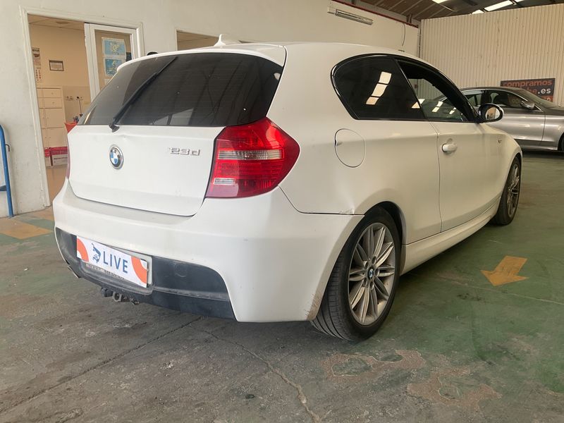 BMW 1er 116d 2009 – снимка 2