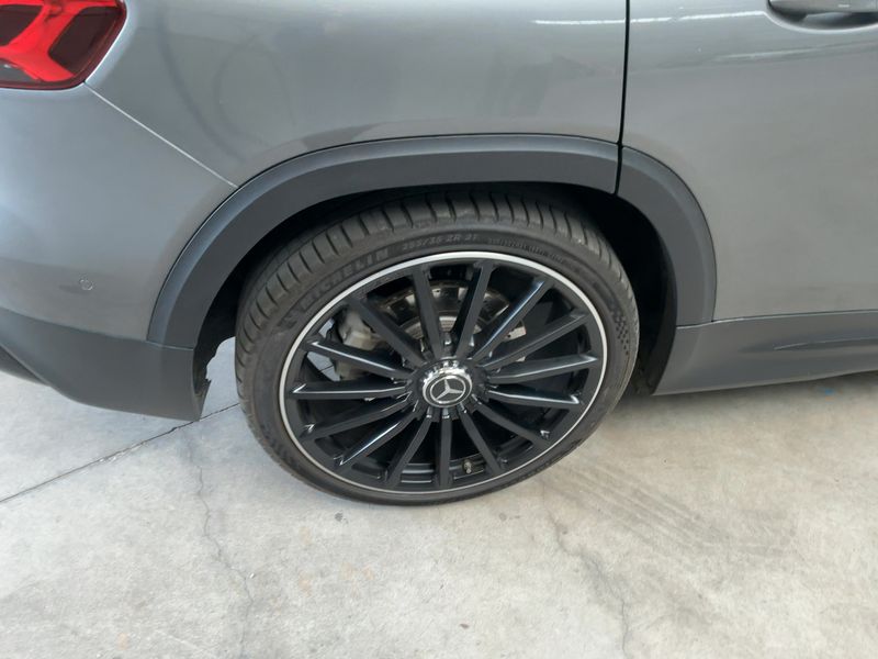 Mercedes-Benz GLB-Klasse GLB 35 AMG 4Matic 2022 – снимка 9