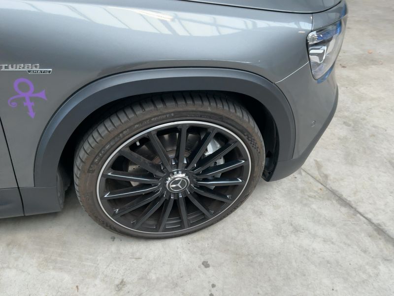Mercedes-Benz GLB-Klasse GLB 35 AMG 4Matic 2022 – снимка 11