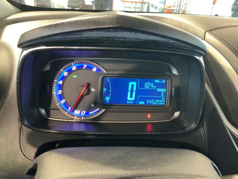 Chevrolet Trax 1.6 LS 2013 – снимка 19