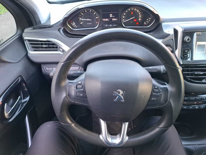 Peugeot 208 1.6 Allure 2013 – снимка 49