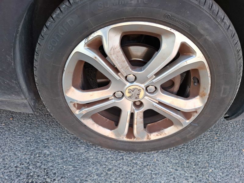 Peugeot 208 1.6 Allure 2013 – снимка 26