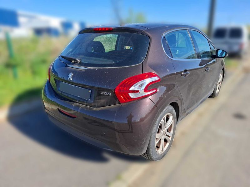Peugeot 208 1.6 Allure 2013 – снимка 5