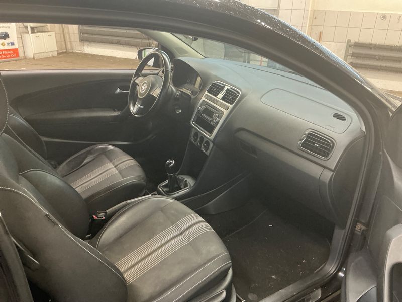 Volkswagen Polo 1.2 TSI Match 2012 – снимка 3