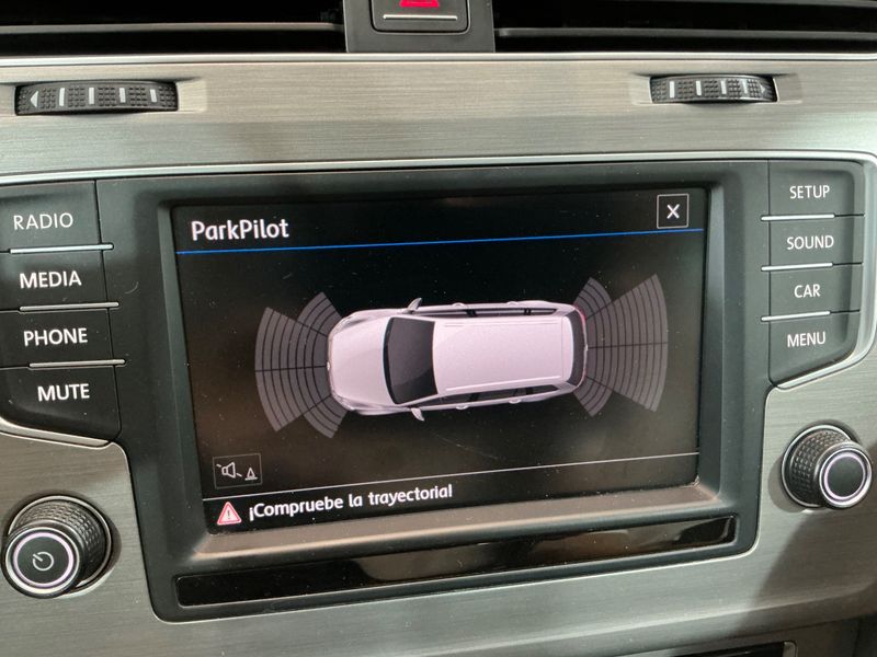 Volkswagen Golf VII 1.6 TDI Advance BlueMotion Tech 2016 – снимка 32