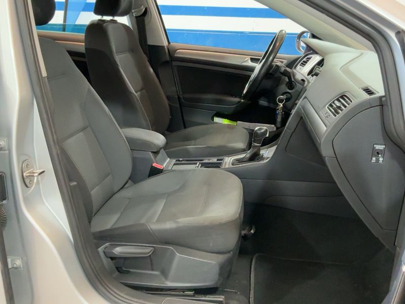 Volkswagen Golf VII 1.6 TDI Advance BlueMotion Tech 2016 – снимка 16