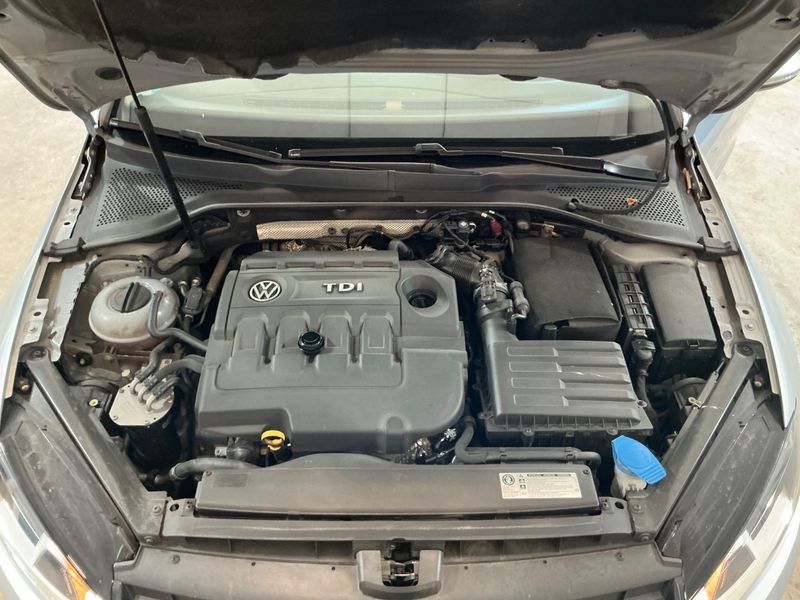 Volkswagen Golf VII 1.6 TDI Advance BlueMotion Tech 2016 – снимка 29