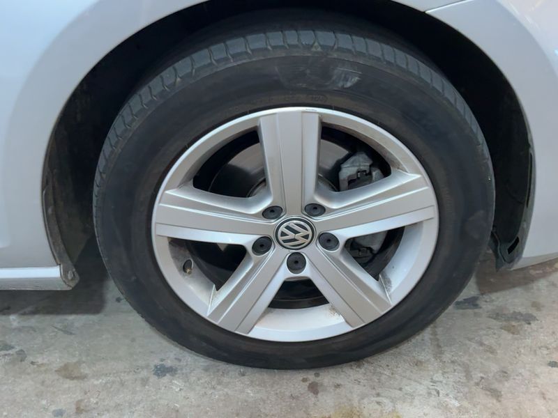 Volkswagen Golf VII 1.6 TDI Advance BlueMotion Tech 2016 – снимка 11