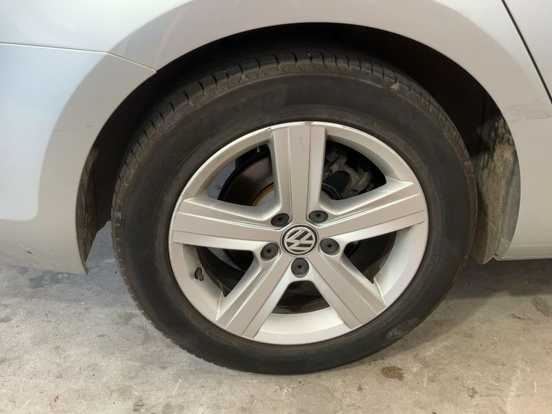 Volkswagen Golf VII 1.6 TDI Advance BlueMotion Tech 2016 – снимка 9