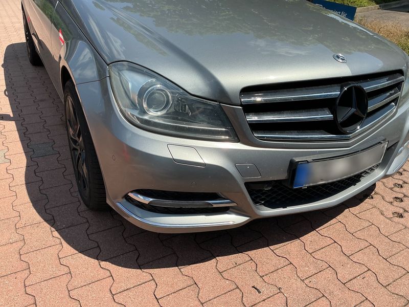 Mercedes-Benz C-Klasse C 220 CDI T BlueEfficiency Avantgarde 2012 – снимка 32