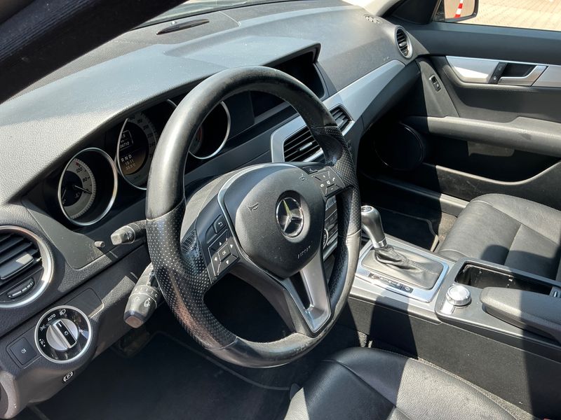 Mercedes-Benz C-Klasse C 220 CDI T BlueEfficiency Avantgarde 2012 – снимка 24