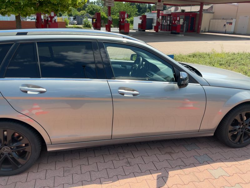 Mercedes-Benz C-Klasse C 220 CDI T BlueEfficiency Avantgarde 2012 – снимка 7