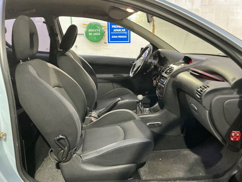 Peugeot 206 1.6 HDi XS 2006 – снимка 3