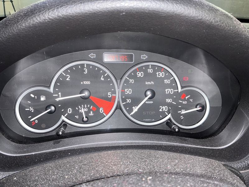 Peugeot 206 1.6 HDi XS 2006 – снимка 4