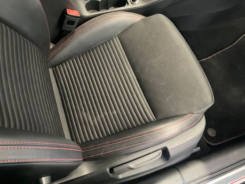 Skoda Octavia 2.0 TDI RS 2015 – снимка 27
