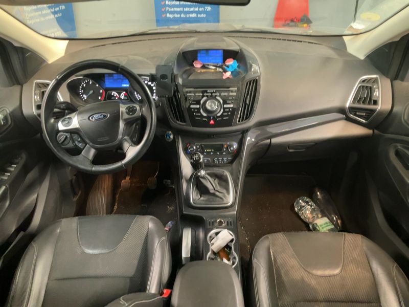 Ford Kuga 2.0 TDCi Titanium 2015 – снимка 17